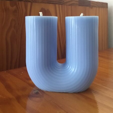 U shaped candle 8cm height